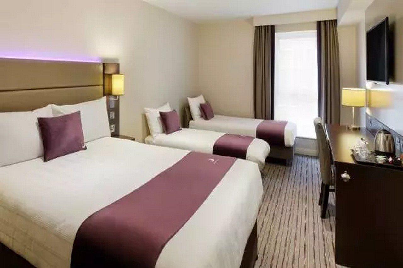 Premier Inn Premier Inn Silverstone Syresham ภายนอก รูปภาพ