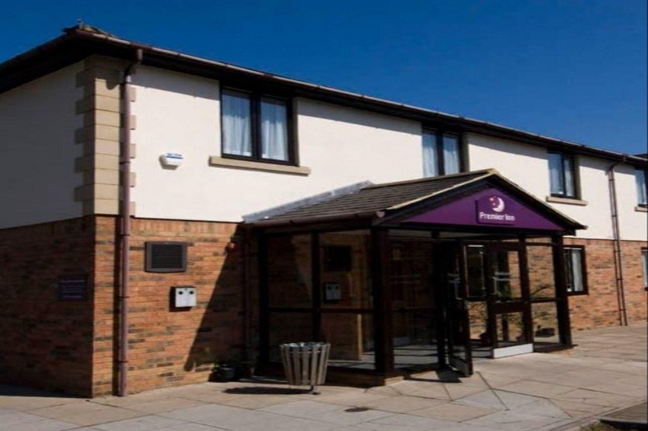 Premier Inn Premier Inn Silverstone Syresham ภายนอก รูปภาพ